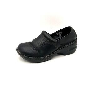 Thom McAn Clogs Womens Daron‎ Black 8 Wide Leather Work Shoes Nursing Comfort